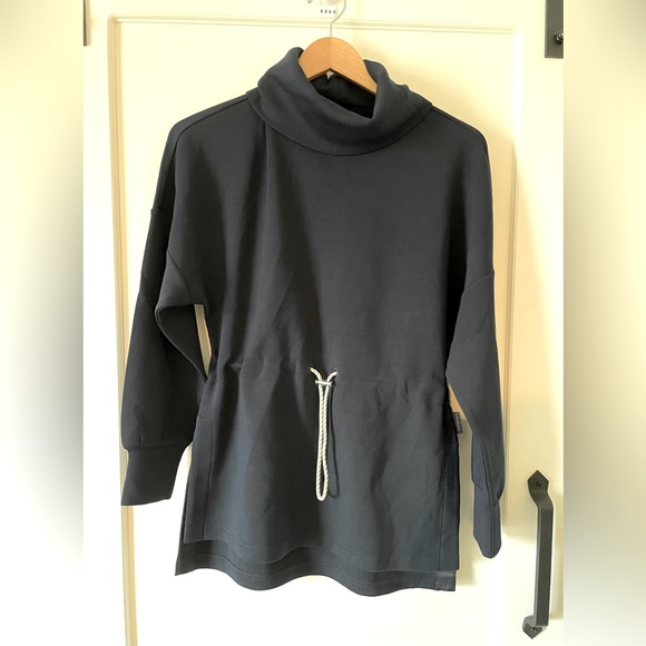 Varley | Freya Sweater - Picture 8 of 12